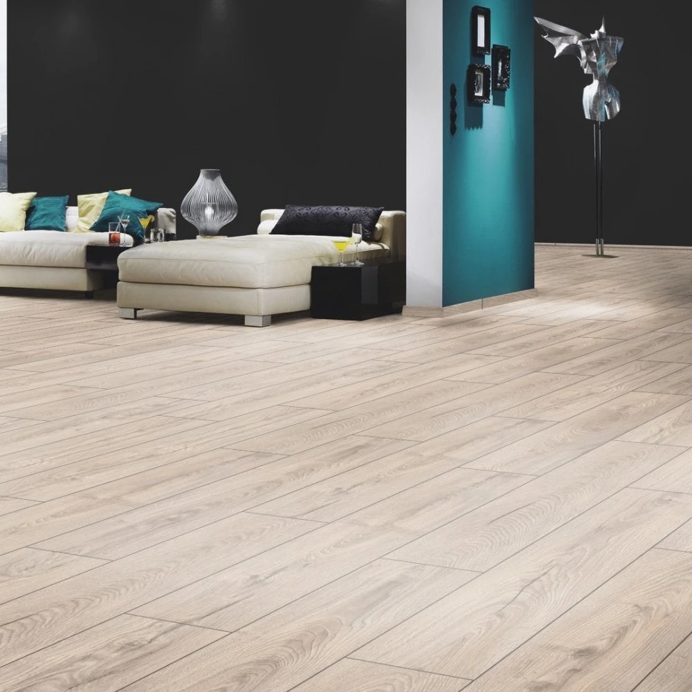 Krono Original Mushroom Carpenter Oak - Vintage Classic 10mm Laminate Flooring (249805) 6 Krono Original Mushroom Carpenter Oak - Vintage Classic 10mm Laminate Flooring (249805) - Image 4