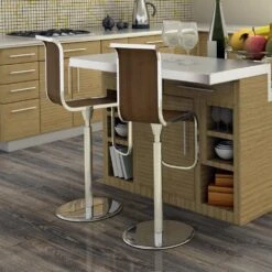 Liberty Floors Ravine Oak - Lustre 8mm High Gloss Laminate Flooring (217790) -Best Flooring Store ravine oak lustre 8mm high gloss laminate flooring 217790 p84872 191414 image